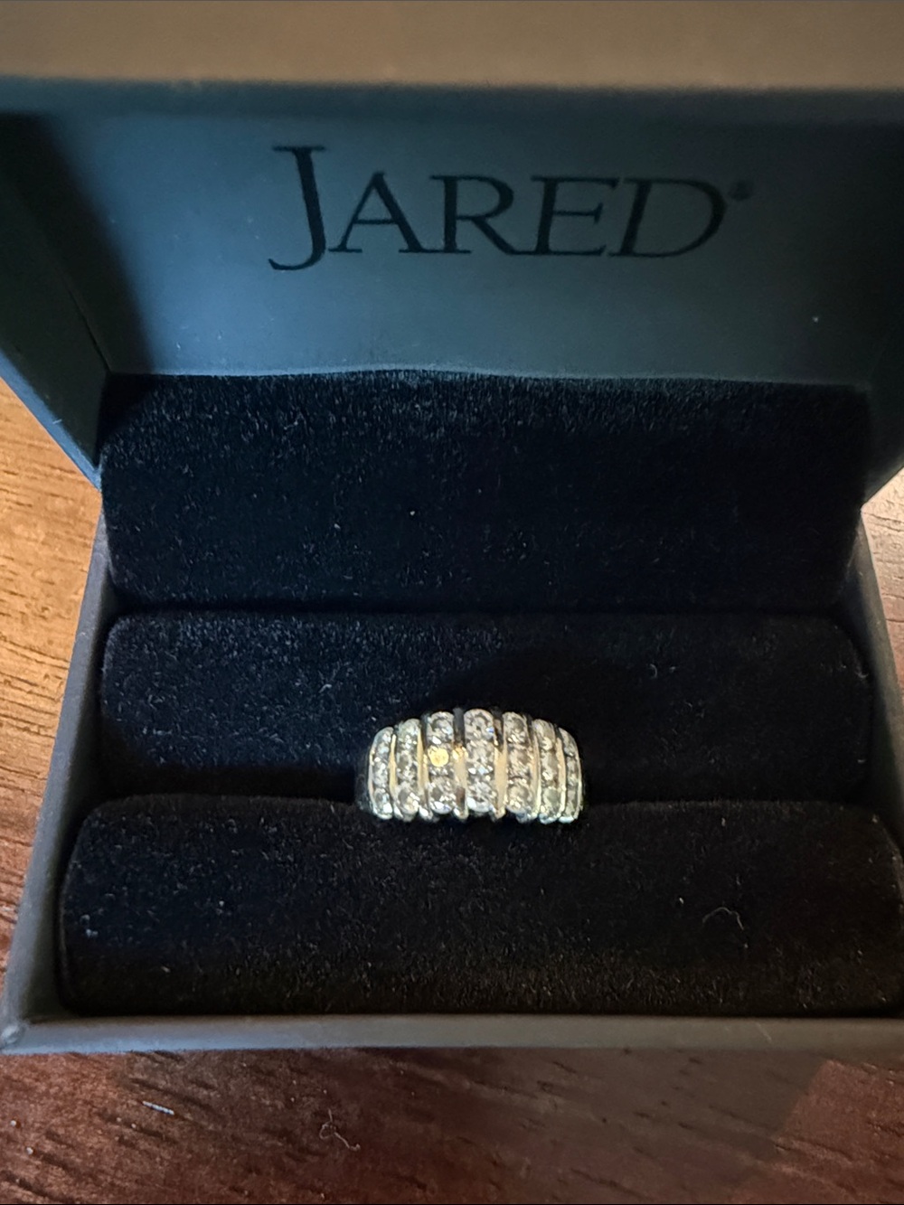 Women’s Genuine Diamond Accent Ring